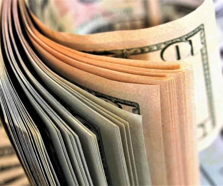 Moneda abre la semana en 17.09 pesos al mayoreo