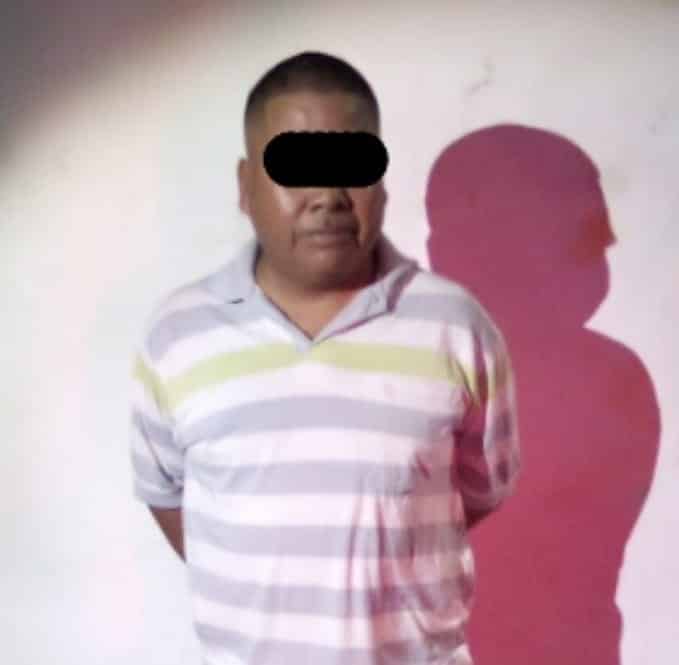 Elementos de la Secretaría de Seguridad Ciudadana de Escobedo, detuvieron a un hombre que abordó un camión de la Ruta 220 ingiriendo cerveza y que después se mostró agresivo hacia el chofer.