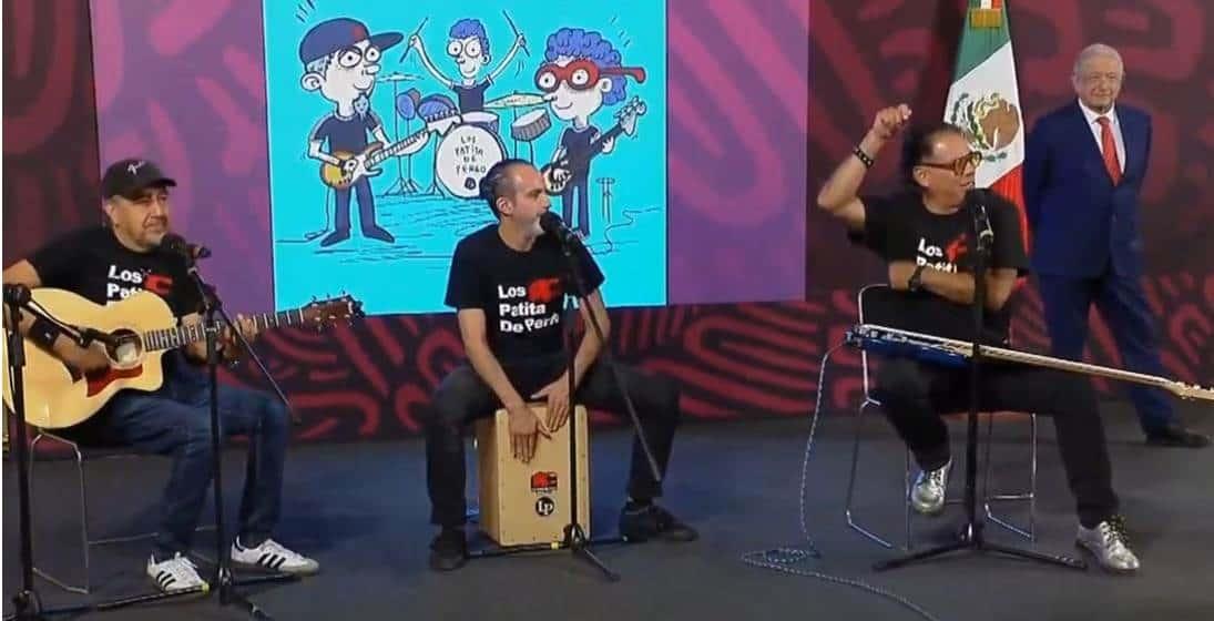 AMLO celebra el Día del Niño en su mañanera con concierto