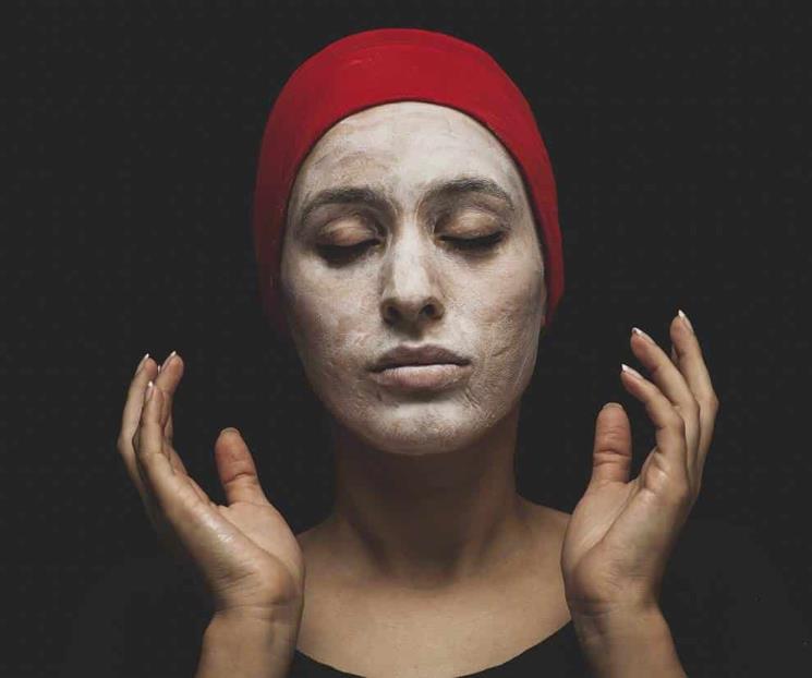 ¿Cómo quitar la grasa de la cara en sencillos pasos?