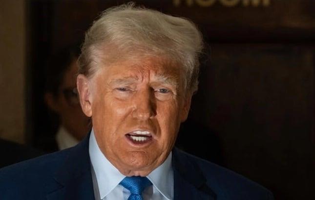 Trump, a favor de monitorear embarazos de mujeres para evitar aborto
