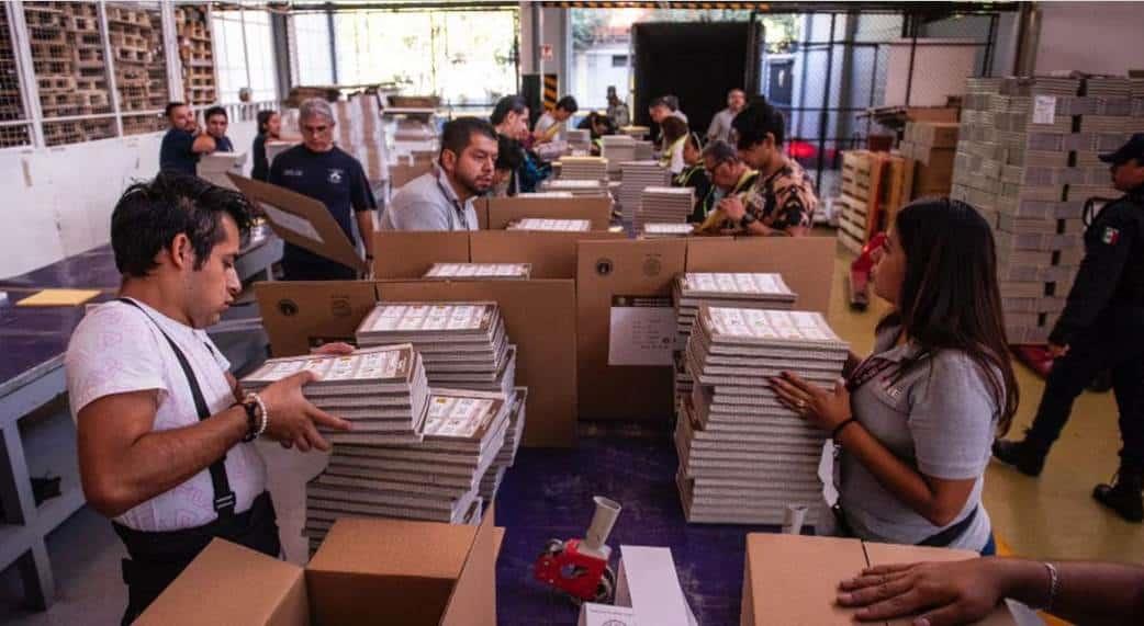 Entregan al INE material electoral para elecciones del 2 de junio