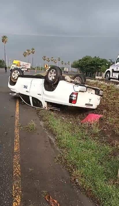 Sobrevive a volcadura en Allende
