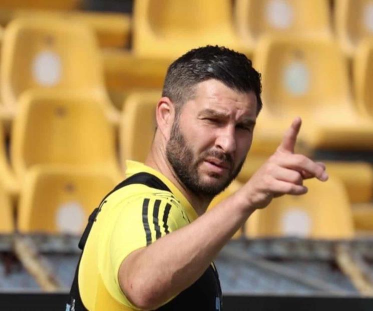Entrena Gignac por separado