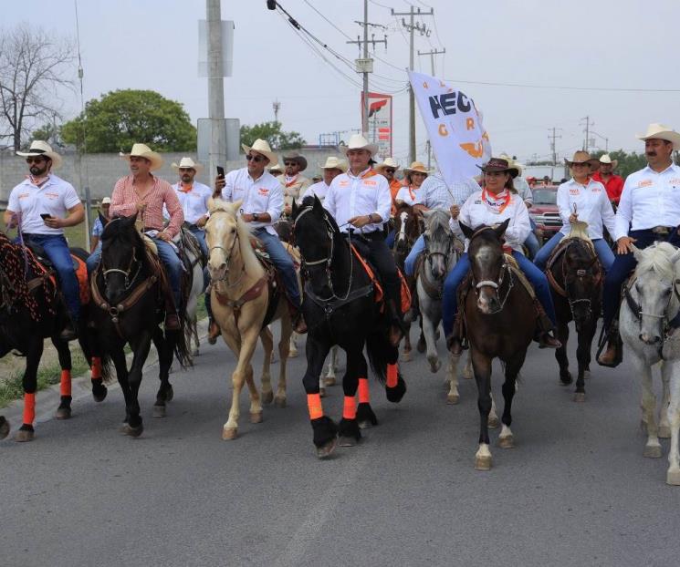 Cabalga Héctor rumbo a la alcaldía