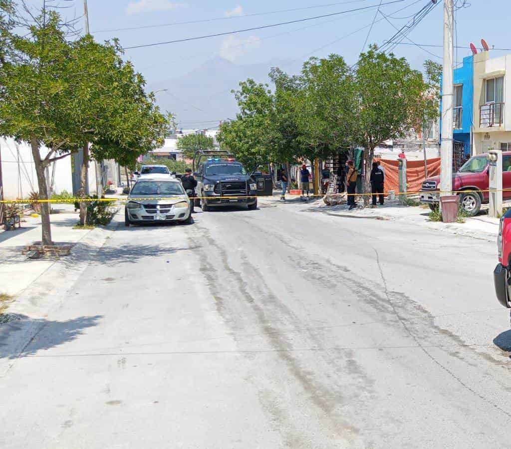 Cuando se encontraba en su domicilio un hombre fue atacado y ejecutado a balazos uno de las heridas en la cabeza por un delincuente quien escapó, en García.