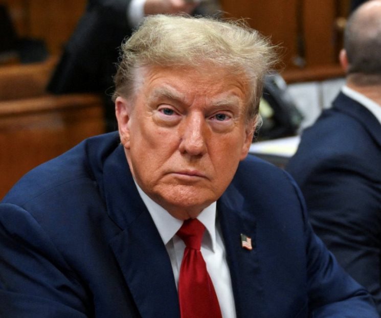 Vuelven a multar a Trump por romper orden de silencio
