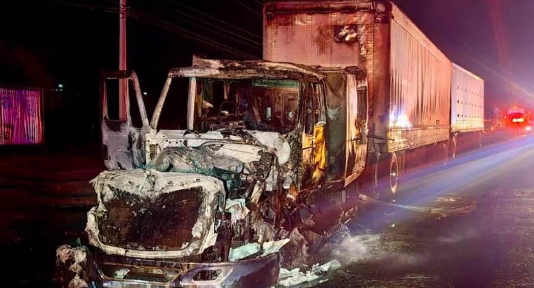 Zacatecas amanece con 9 cuerpos tirados en Fresnillo y bloqueos Zacatecas amanece con 9 cuerpos tirados en Fresnillo y bloqueos