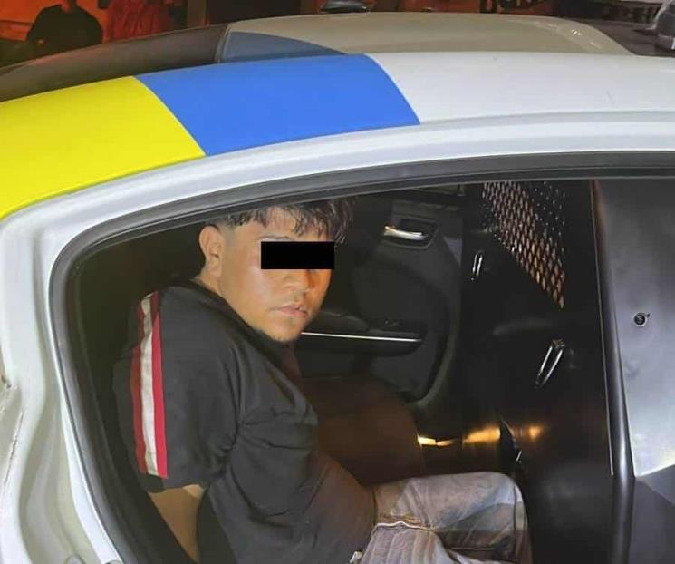 Intenta quemar camioneta Intenta quemar camioneta