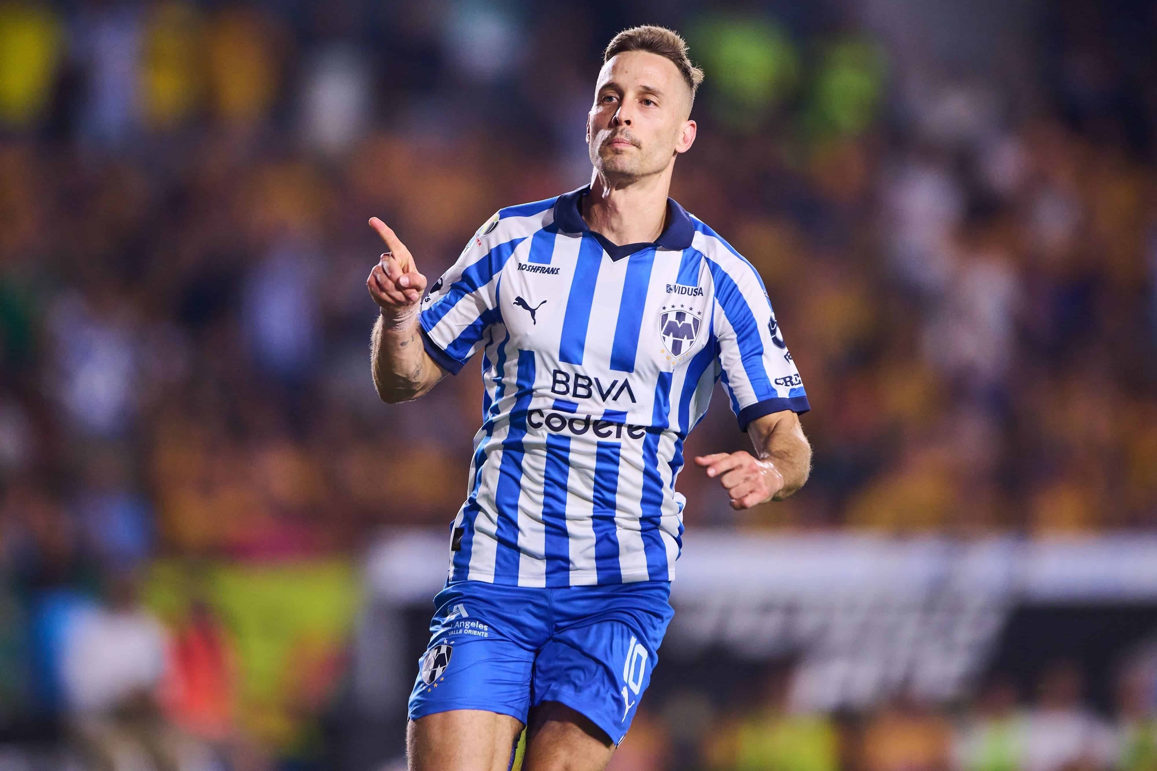 Sergio Canales hace el 1-0.