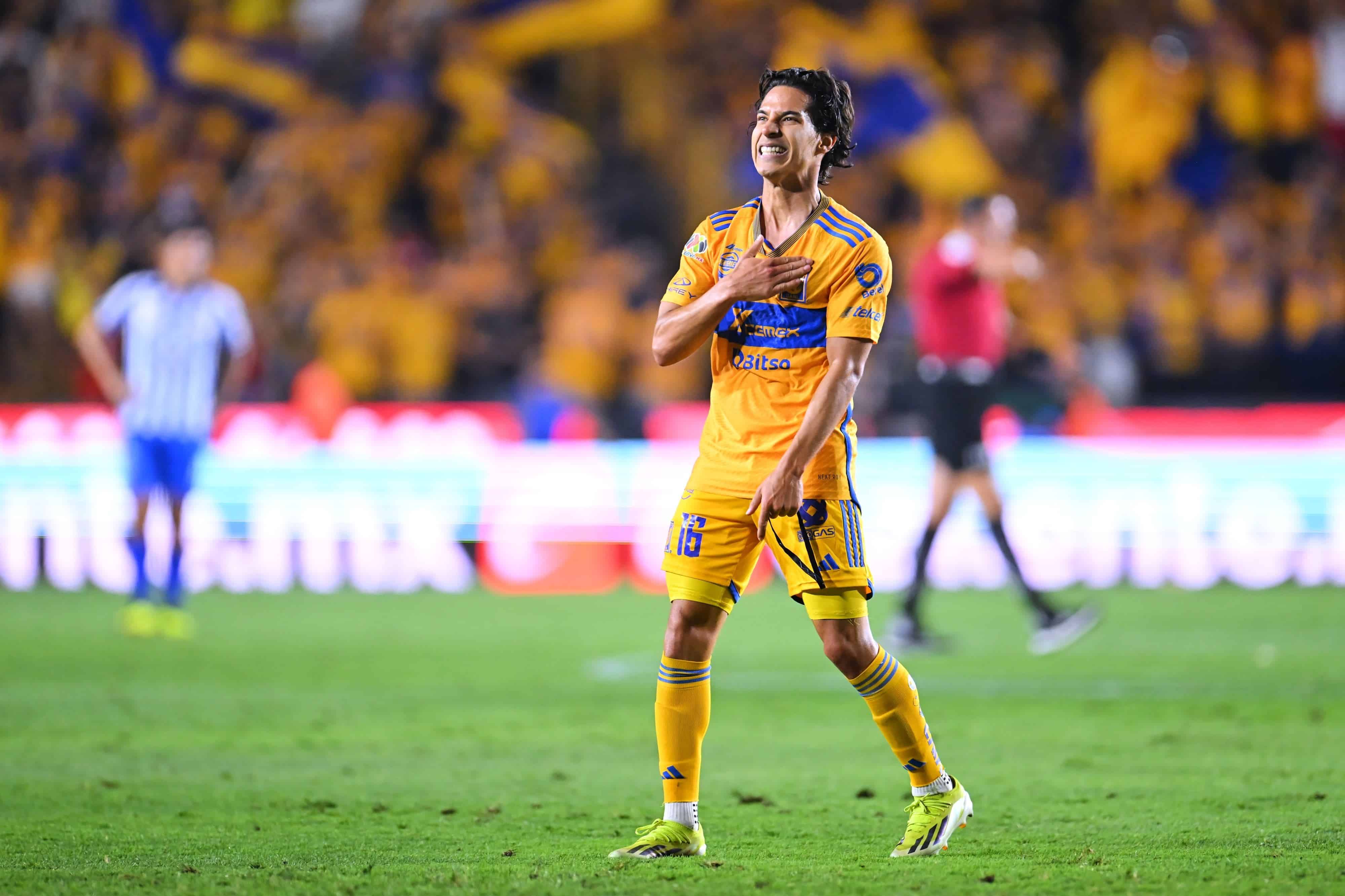 Diego Lainez empata.