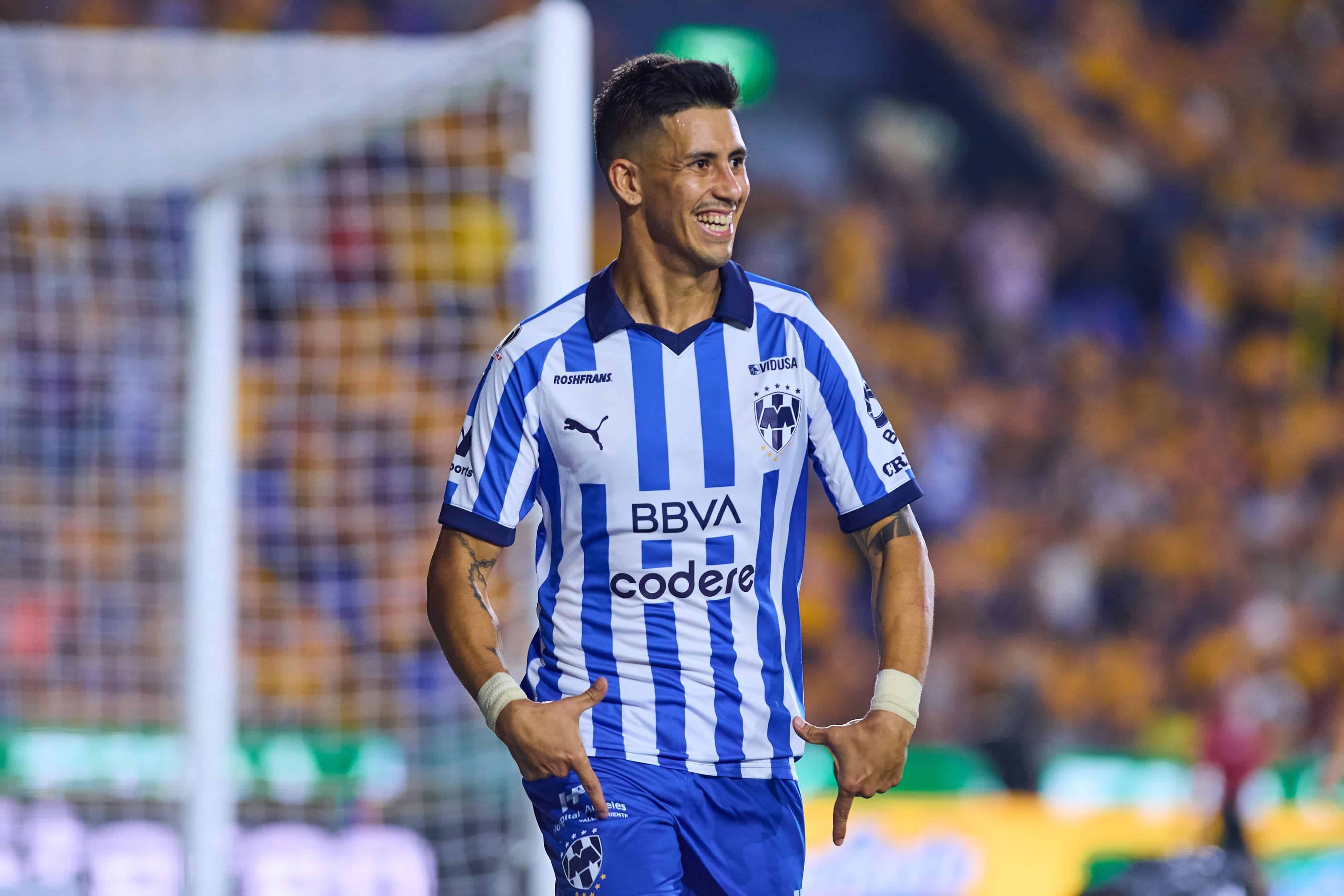 Maxi Meza hace el 2-1.