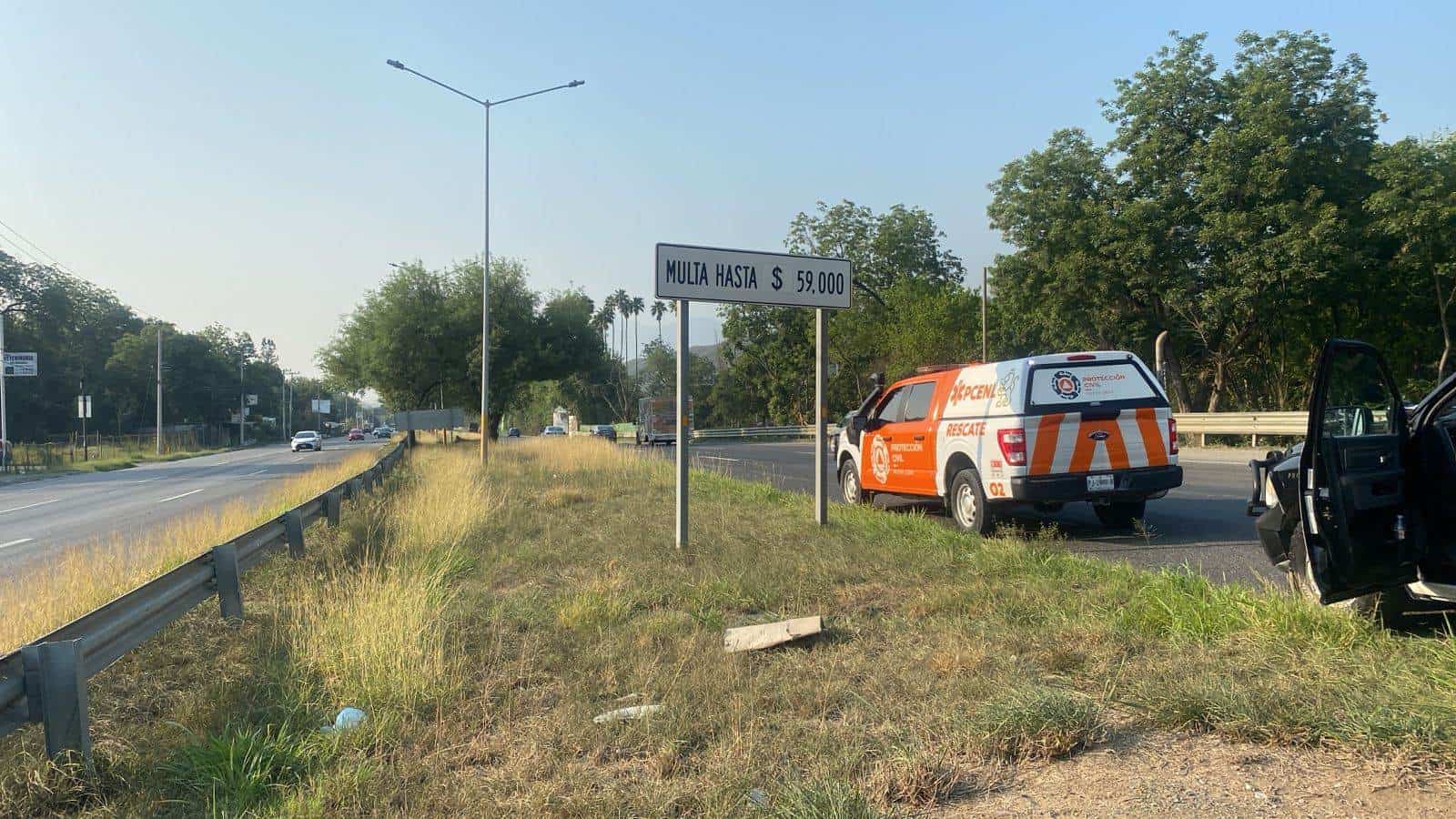 Diversos lesionados dejó un choque registrado ayer en la Carretera Nacional a la altura del municipio de Santiago.