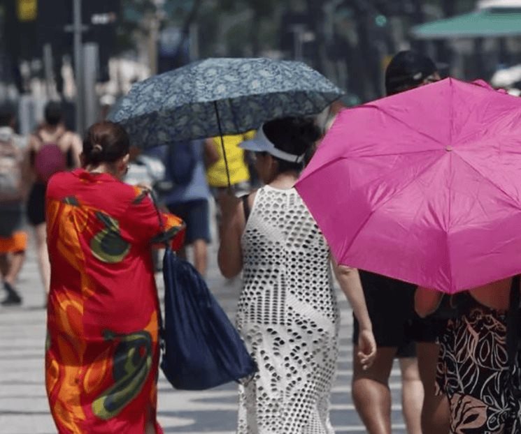 Mueren 10 personas por golpe de calor en San Luis