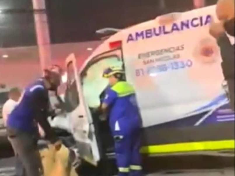 Choque de ambulancia y auto deja cuatro lesionados en San Nicolás