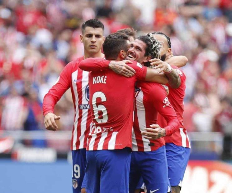 Atlético de Madrid gana y se acerca a la próxima Champions League