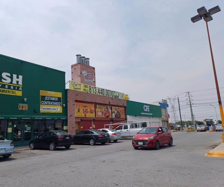 Investigan muertes tras comer pollo