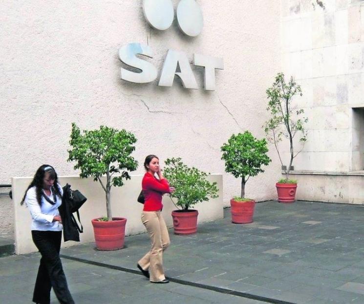 SAT recauda por impuestos 1.7 billones de pesos de enero a abril