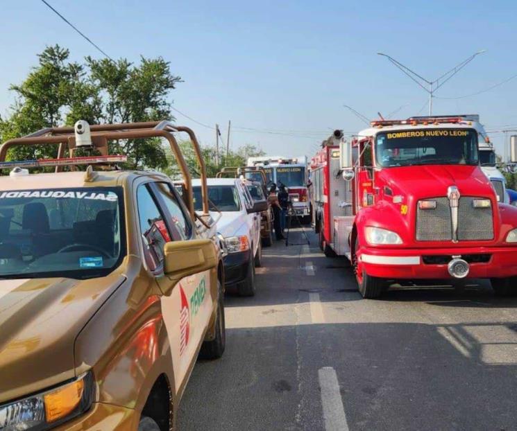 Provoca robo de combustible derrame, cierran Autopista al Aeropuerto