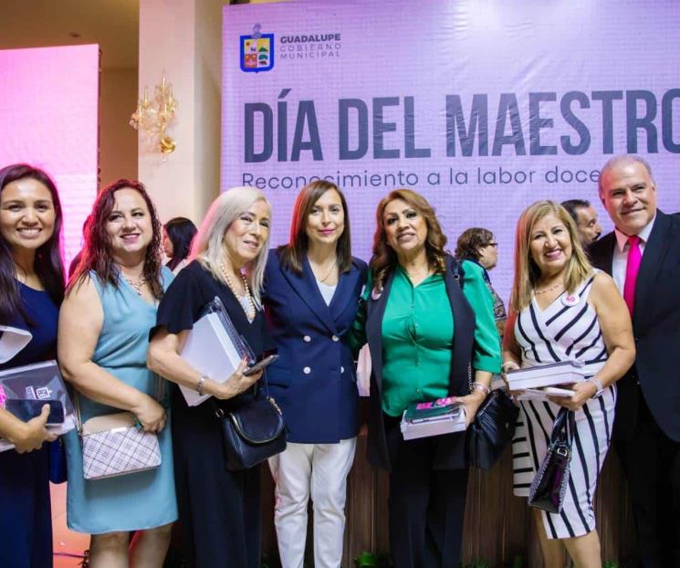 Reconoce Guadalupe la trayectoria de 424 maestras y maestros Reconoce Guadalupe la trayectoria de 424 maestras y maestros