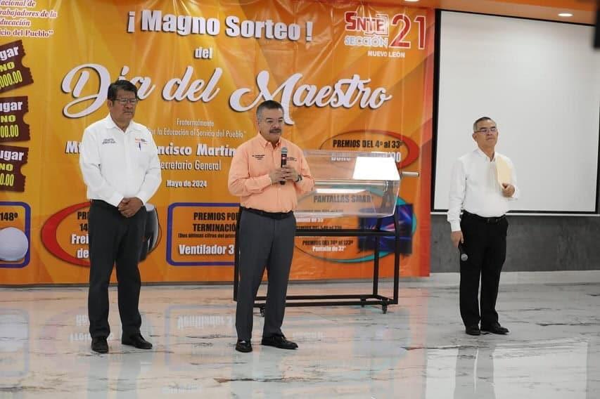 Realiza Sección 21 el ‘Magno Sorteo del Día del Maestro’