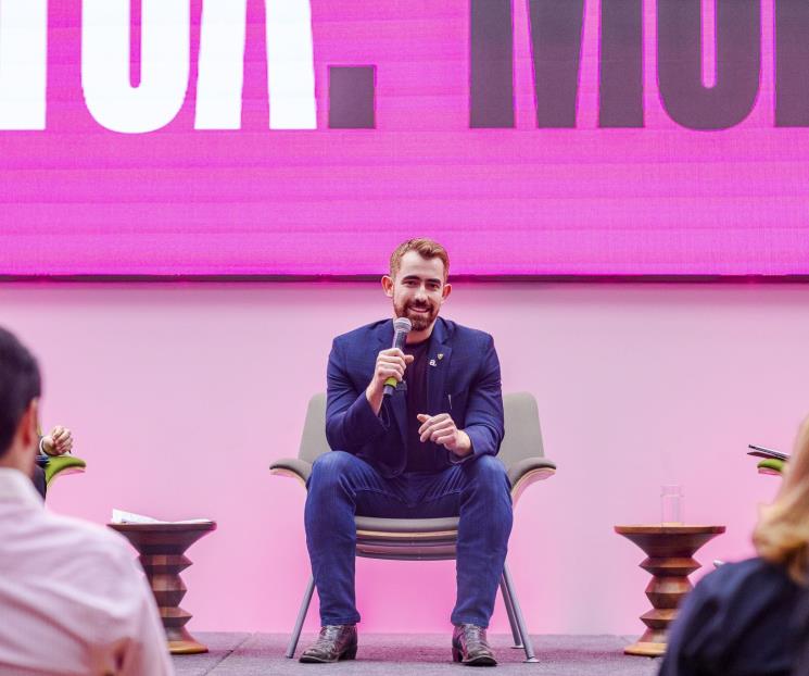 Participa Mauricio en foro del Tec de Monterrey