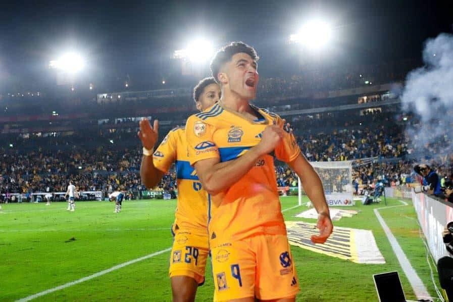 Cumple Ibáñez con trámite de naturalización y podría jugar en el Tri
