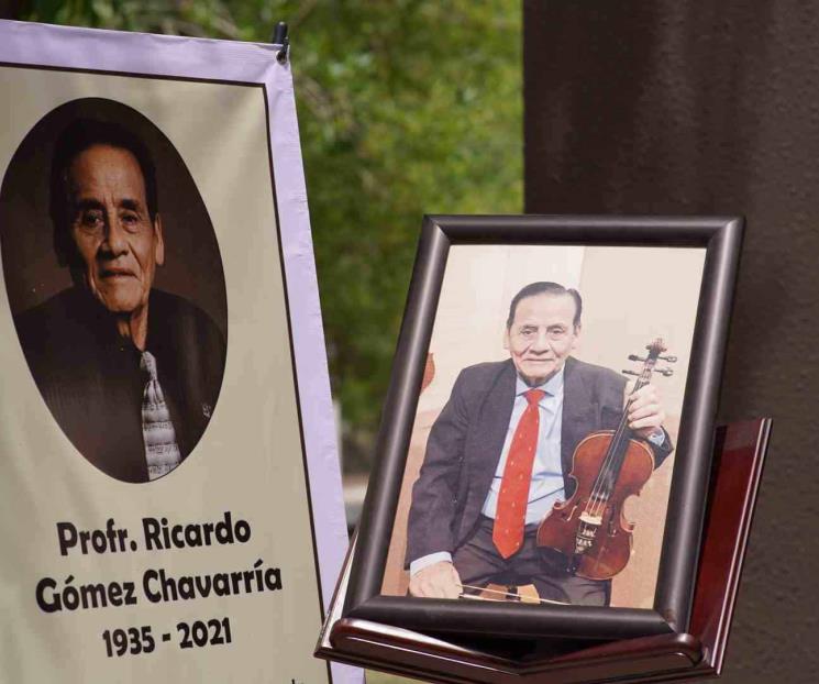 Enaltecen la figura de Ricardo Gómez Chavarría en FAMUS