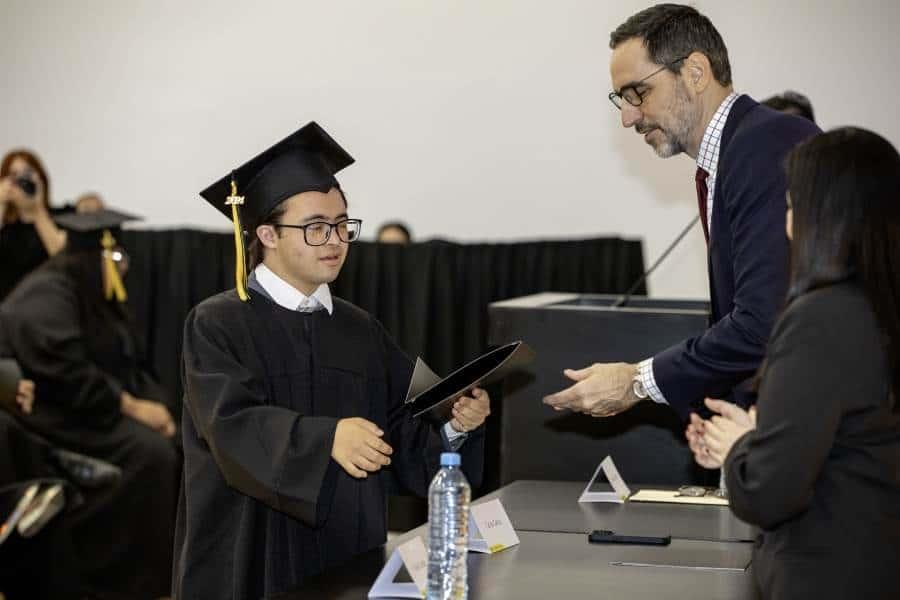 Llaman a egresados PISYE a estar abiertos para ser su mejor versión