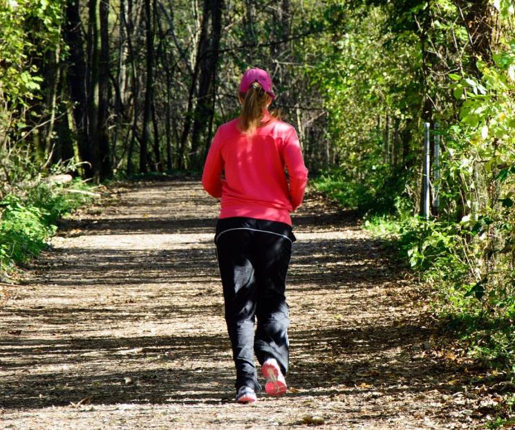 ¿Cuántos minutos debes caminar para asegurar la longevidad?