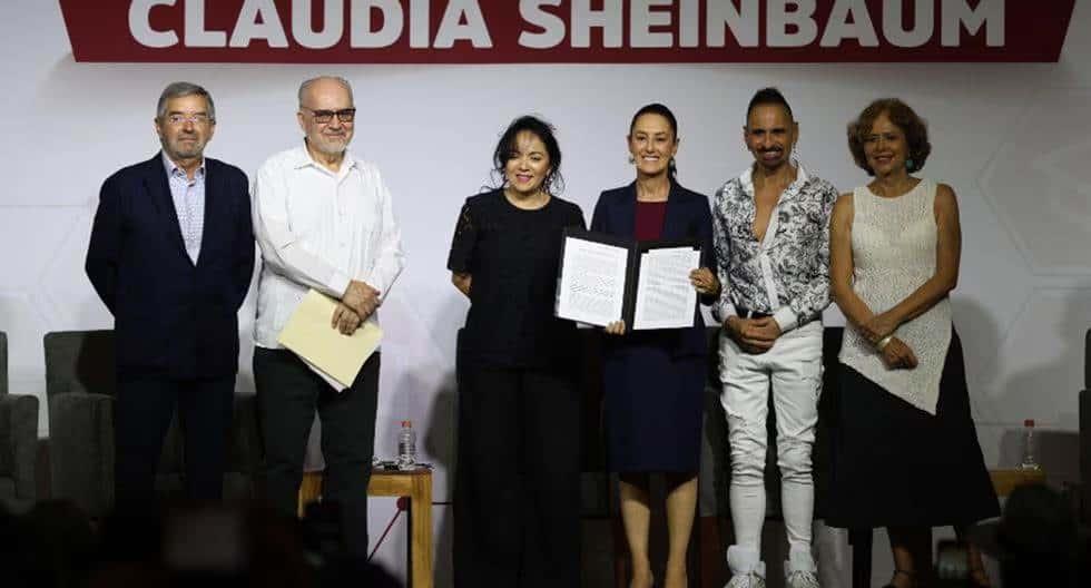 Suma Sheinbaum el apoyo de 900 intelectuales Suma Sheinbaum el apoyo de 900 intelectuales