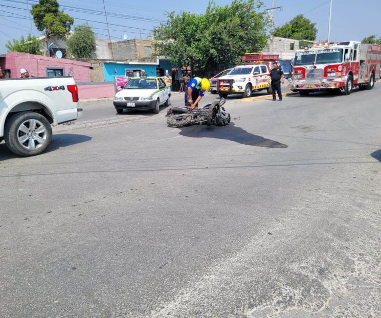 Embiste taxi a motocicleta
