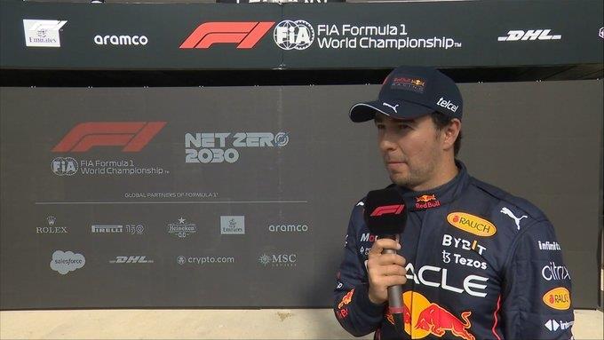 Frustrado Checo Pérez por el choque que le ocasionó Magnussen