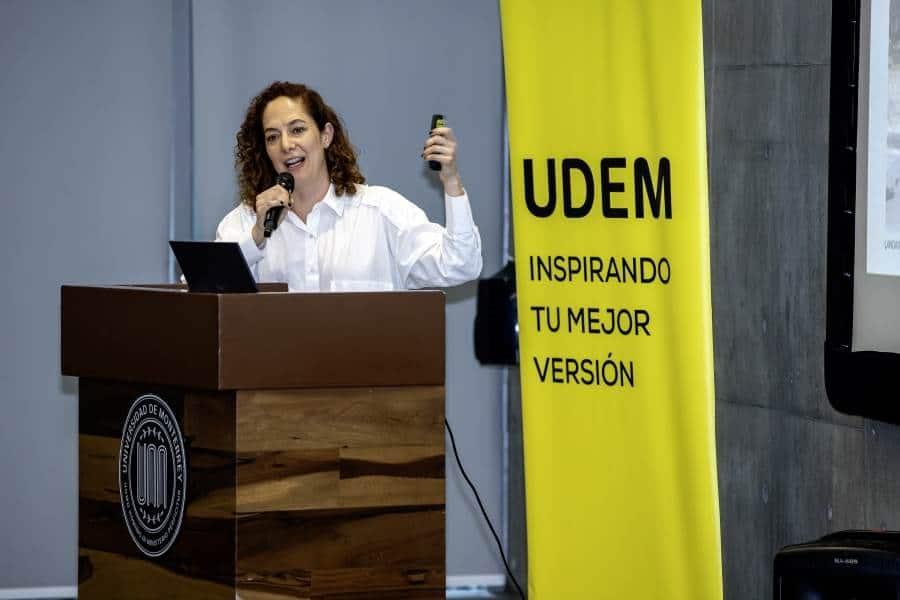Destaca relevancia de las estructuras y el trabajo con maquetas