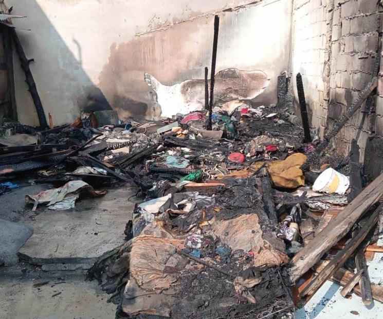 Arde vivienda en la colonia Fabriles