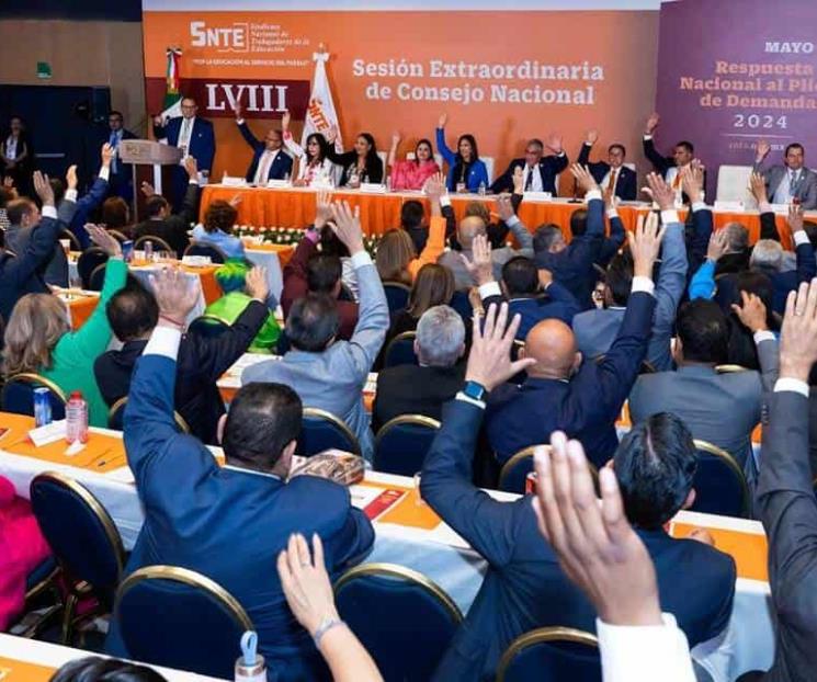 Presume Alfonso Cepeda convertir la incertidumbre en certeza laboral