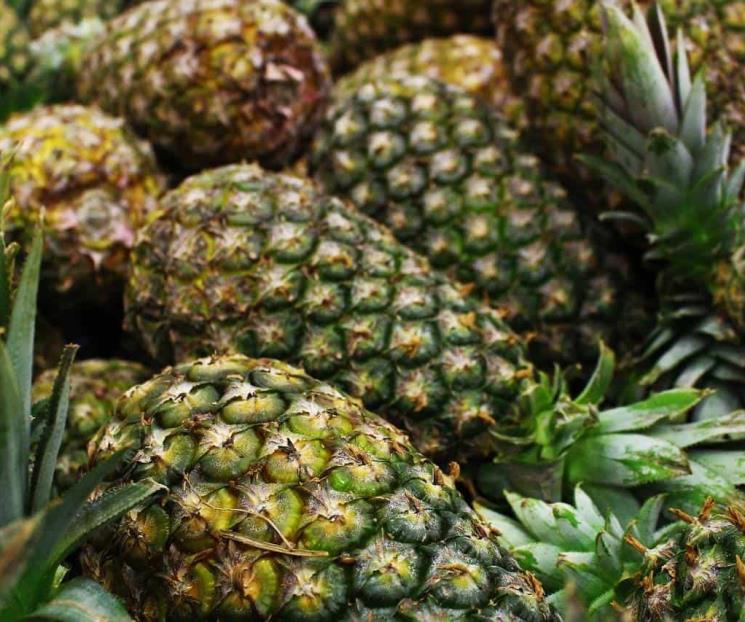 Combina esta fruta y esta hierba aromática para bajar de peso