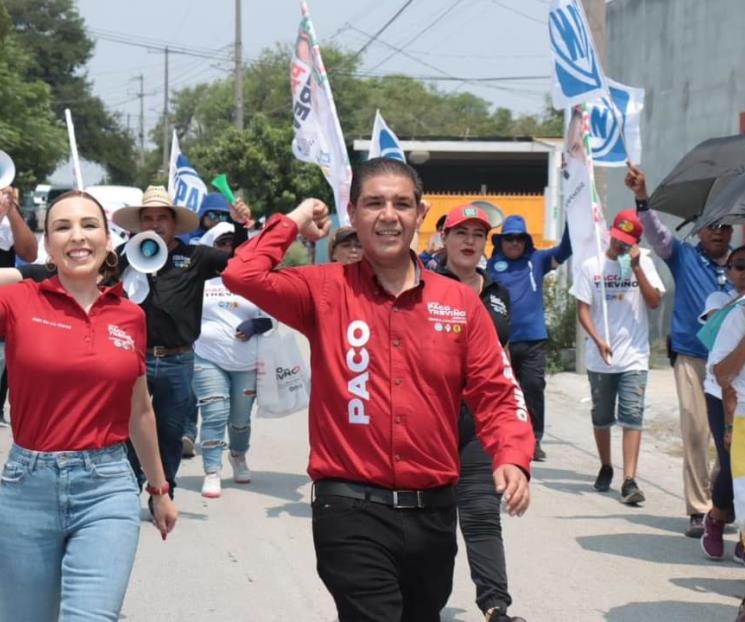Va Paco por varias instituciones de salud