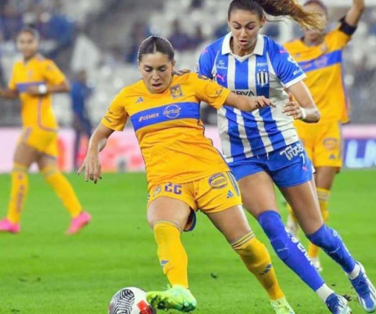 Van regias al Summer Cup