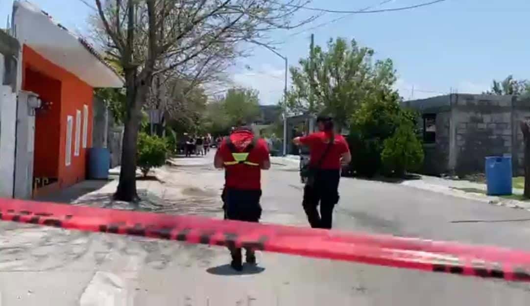 Una pareja de esposos falleció luego de ser atacados a balzos frente a su domicilio, ella en el lugar y él al ingresar a un hospital, ayer en la Colonia Praderas del Oriente, municipio de Benito Juárez.