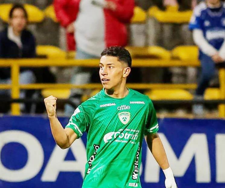Amarran Rayados refuerzo