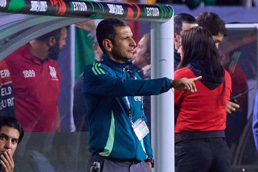 Contento Jaime Lozano con el triunfo del Tri