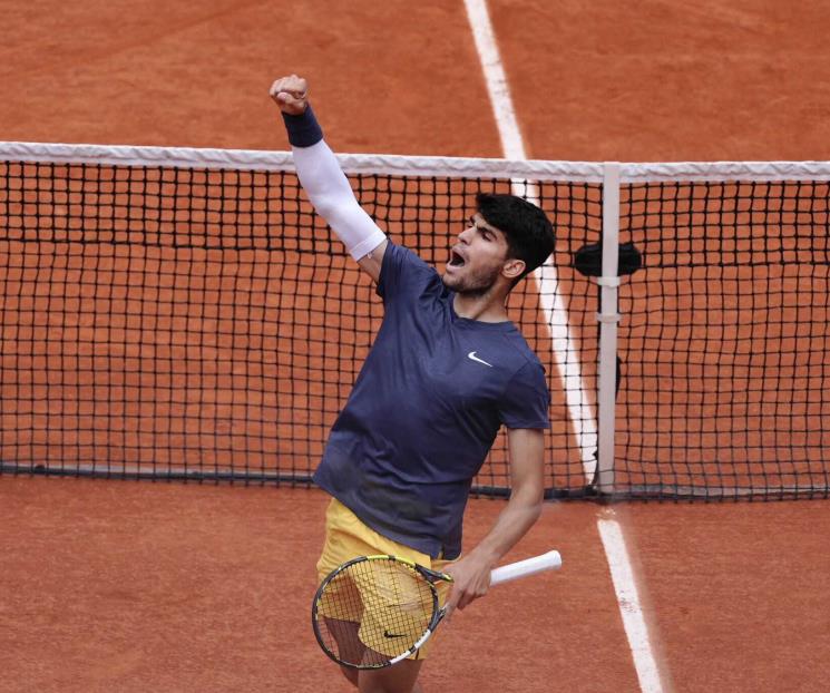 Carlos Alcaraz se mete a los cuartos de final del Abierto de Francia