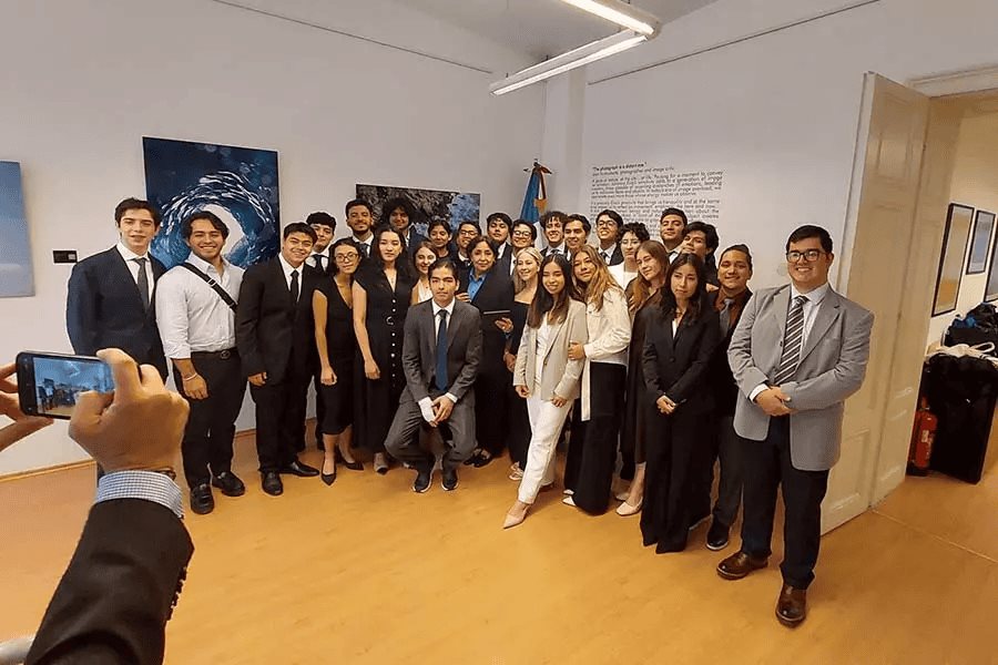 Alumnos Tec trabajan en proyecto para embajada mexicana en Austria