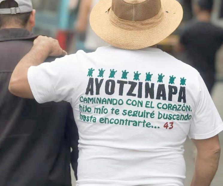 Piden familiares de los 43 que continúe la investigación