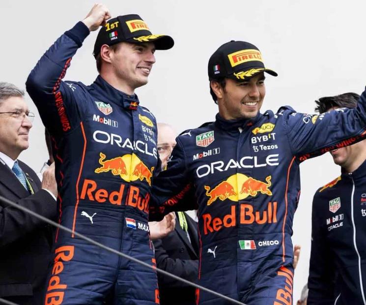 Es una gran noticia, Verstappen sobre renovación de Checo Pérez 