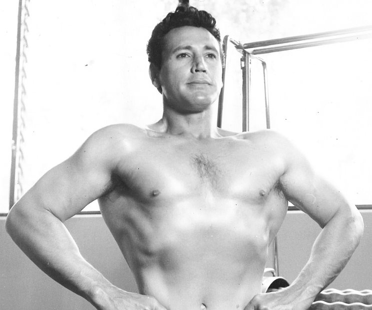 Fallece Armando Silvestre, legendario actor mexicano, a los 98 años