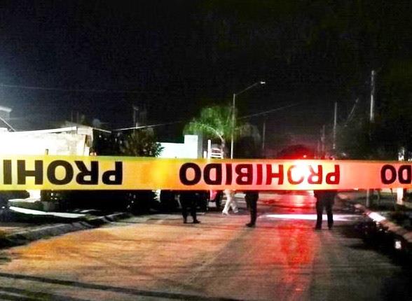 Matan a balazos a 2 en García