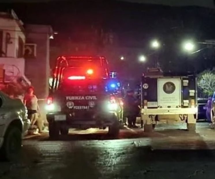 Asesinan a joven frente la casa de su abuela en Colonia Topo Chico