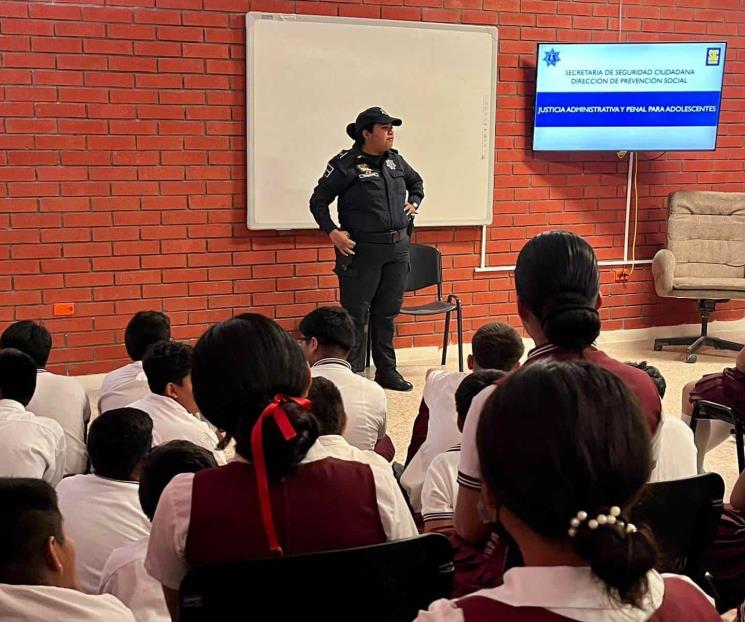 Intensifican en Escobedo pláticas escolares por parte de policías